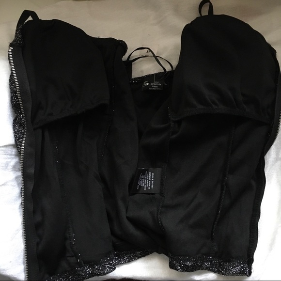 Sparkly padded tank top with zipper - size small - Picture 6 of 8